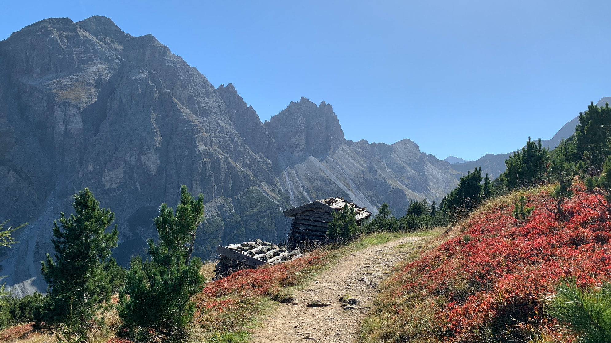 Sentiero panoramico “Sonnenzeit” sull’Elfer presso l’Hotel Augarten, specializzato in escursioni. Hotel di prima classe a Neustift nella Valle dello Stubai.